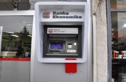 BANKA EKONOMIKE VENDOSI ATM-IN E RI NË HANI ELEZIT